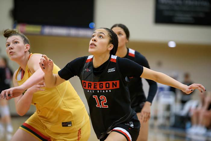 2023-4-2-WAVOR-Girls-GAME-9623-NR-clear